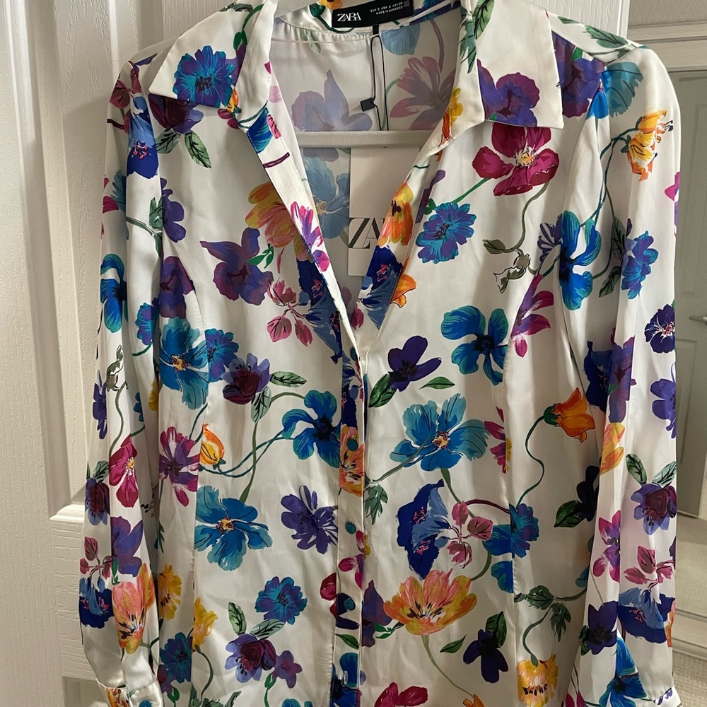 Zara Women's Floral Button-Up Blouse - Multicolor